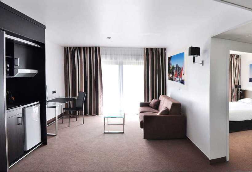 Отель Golden Tulip Pornic Suites