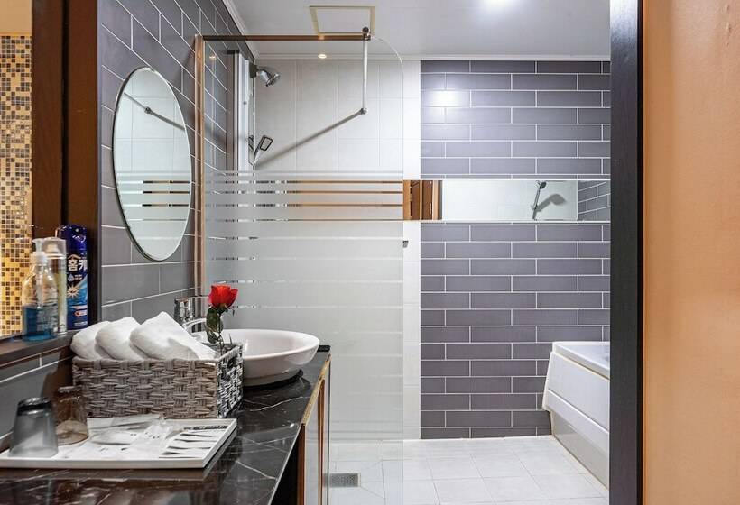 בית מלון כפרי Ink