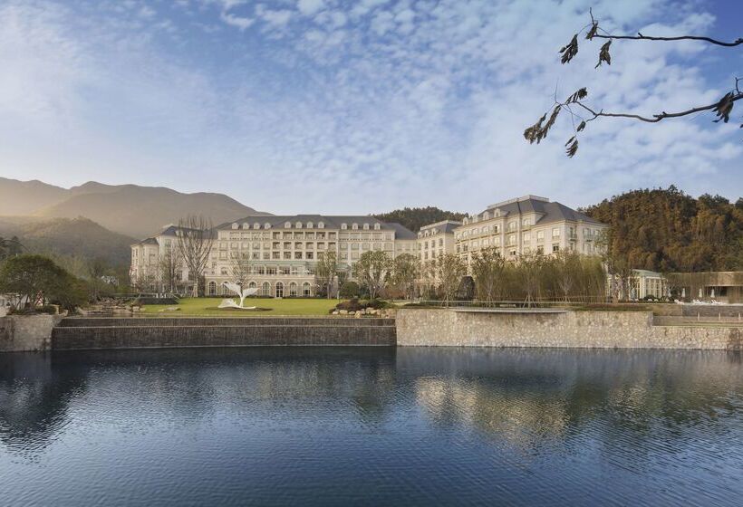 בית מלון כפרי Hilton Garden Inn Hangzhou Lu'niao