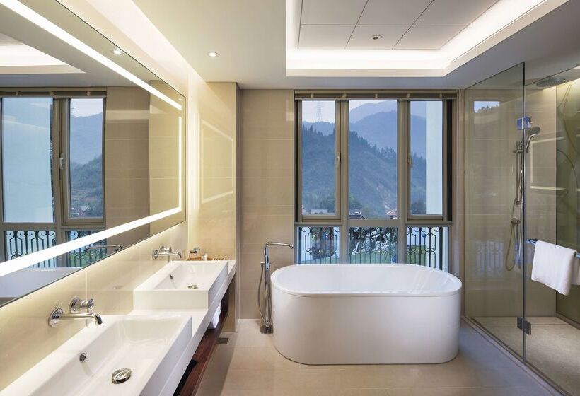 בית מלון כפרי Hilton Garden Inn Hangzhou Lu'niao