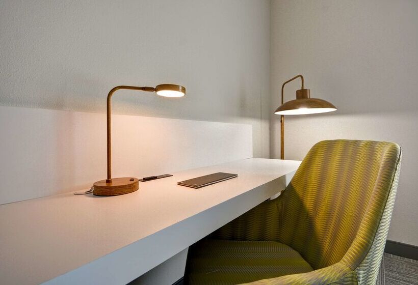 فندق Hilton Garden Inn Tulsabroken Arrow