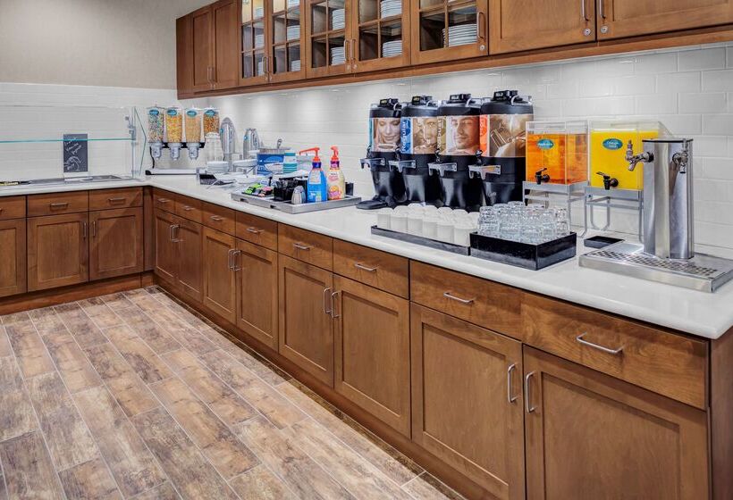 فندق Homewood Suites By Hilton Wauwatosa Milwaukee