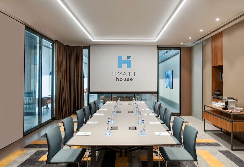 בית מלון כפרי Hyatt House Gebze