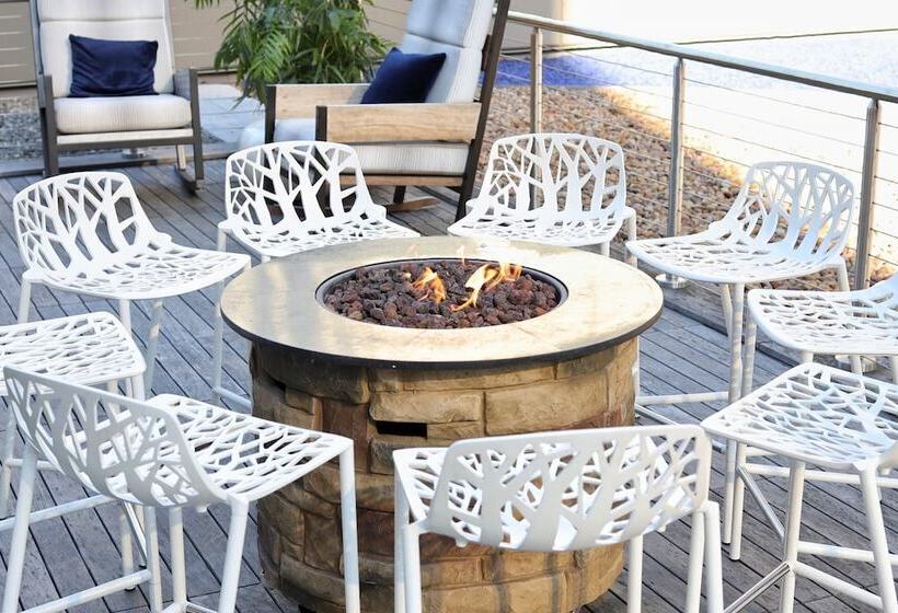 Kimpton Tryon Park Hotel, An Ihg