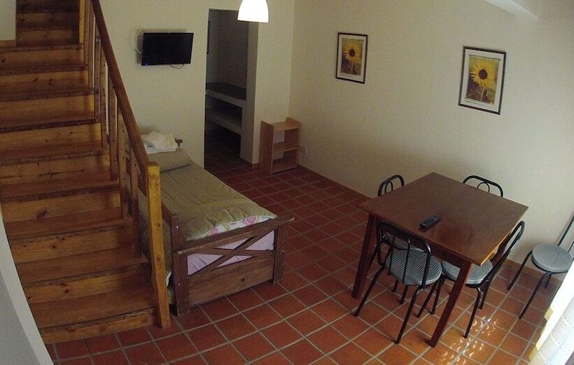 فندق Las Avutardas Hosteria