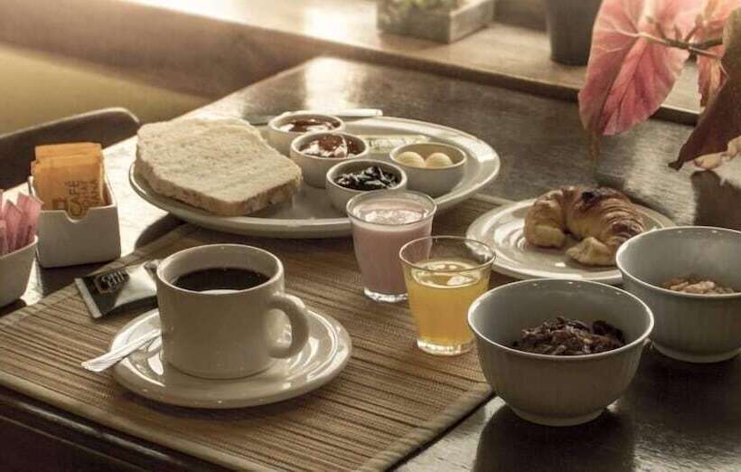 فندق Las Avutardas Hosteria