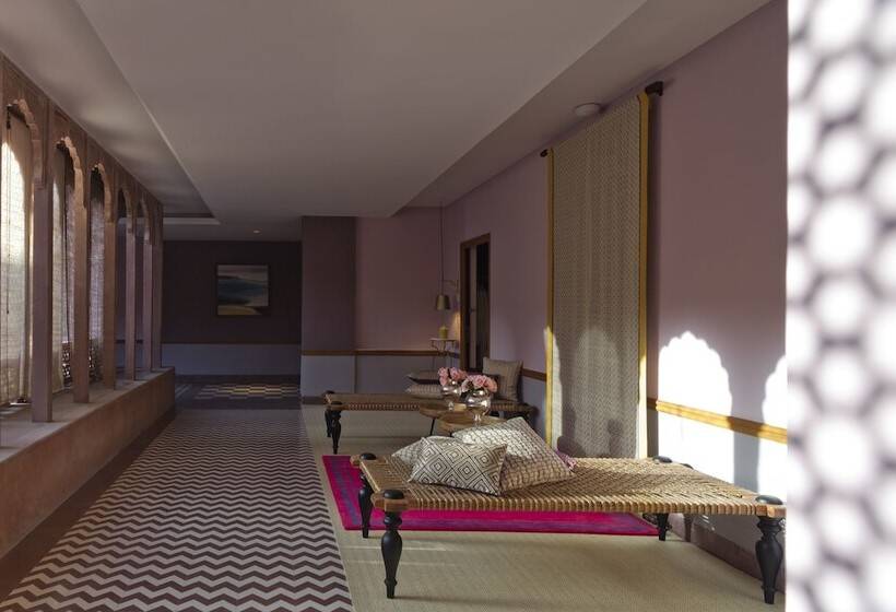 Отель Narendra Bhawan