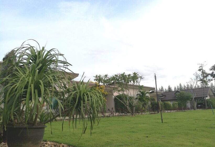 فندق On Green Resort