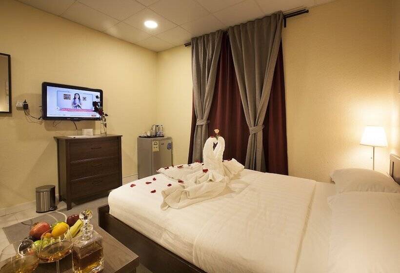 Palms Lily Hotel Suites