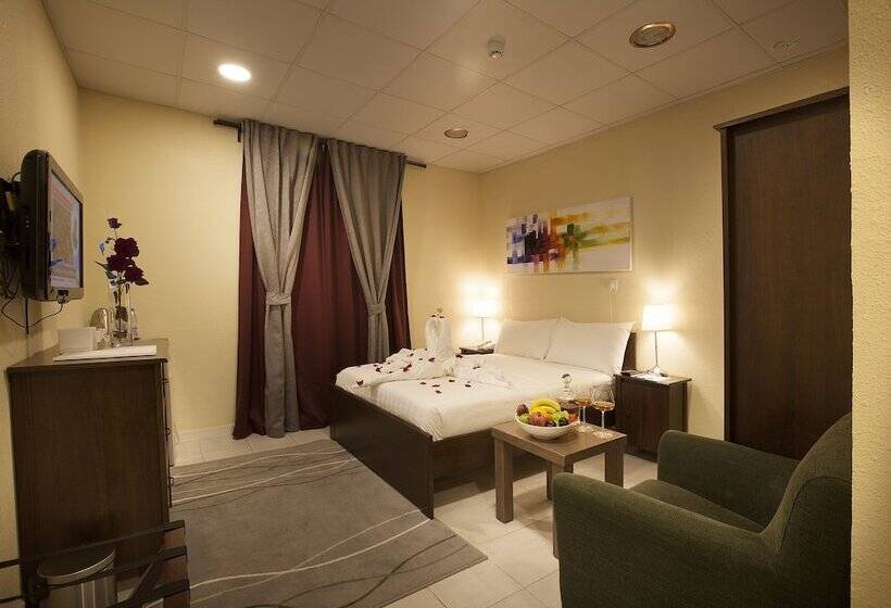 Palms Lily Hotel Suites