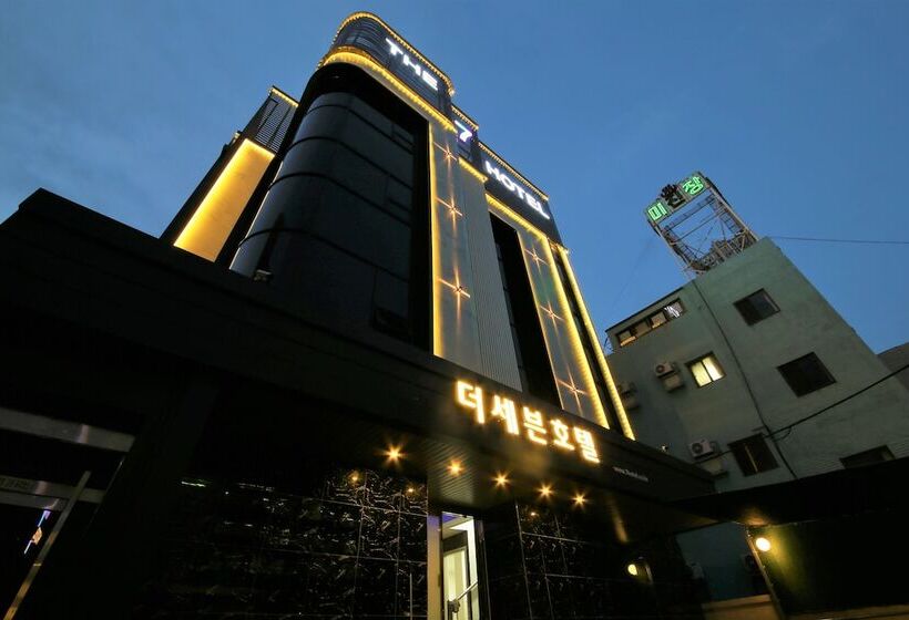 Отель Pohang Jukdo Market The Seven