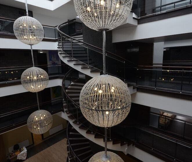 هتل Sarikamis Habitat