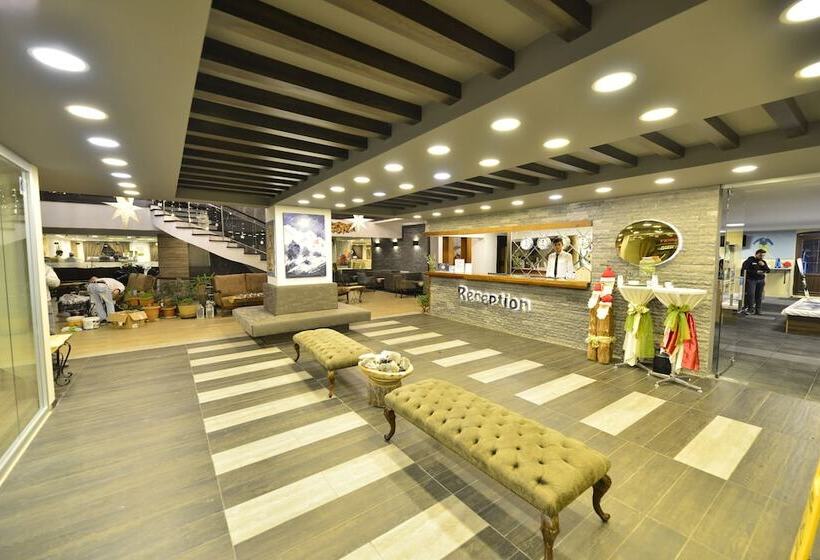 هتل Sarikamis Habitat