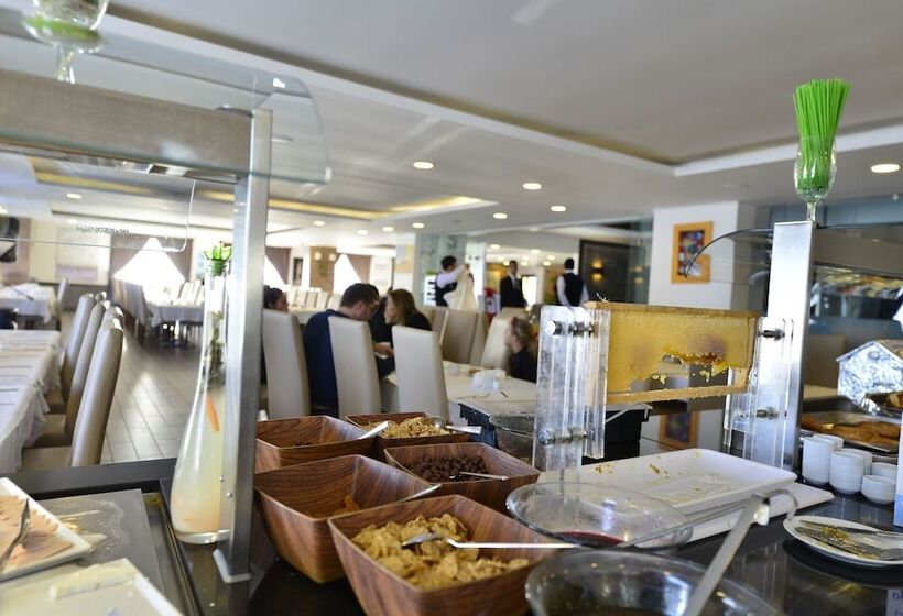 هتل Sarikamis Habitat