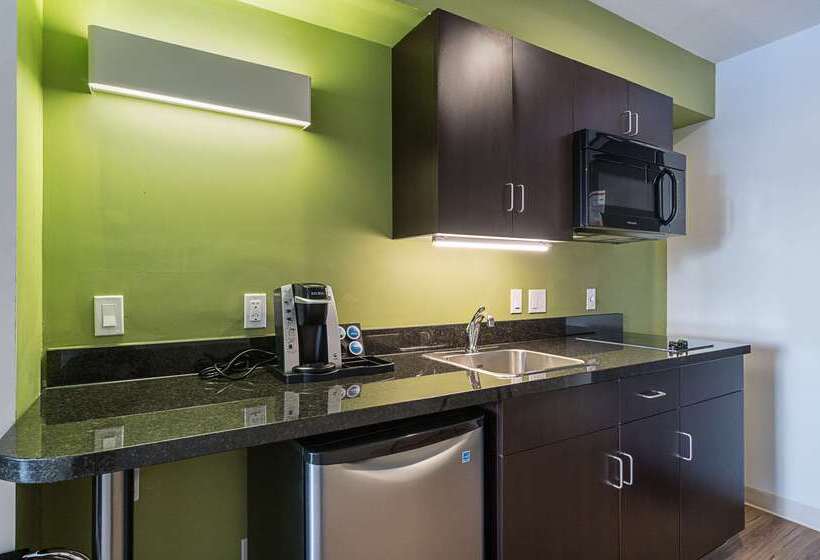 فندق Studio 6bruderheim, Ab