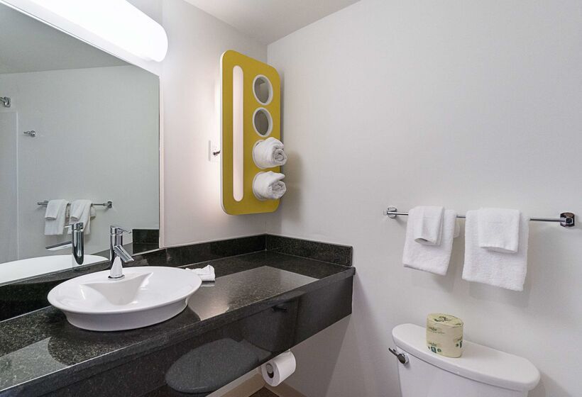 فندق Studio 6bruderheim, Ab