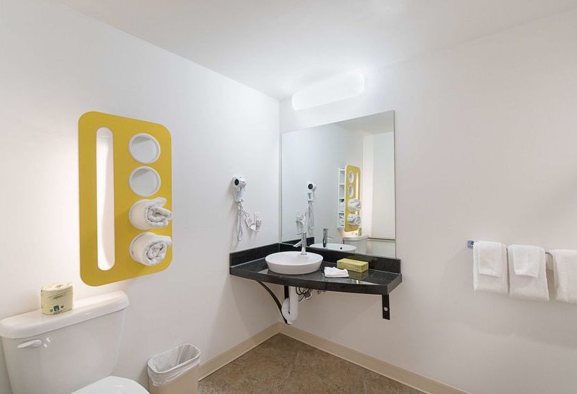 فندق Studio 6bruderheim, Ab