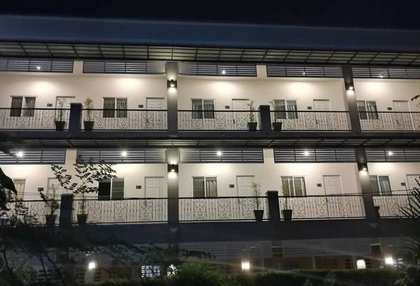 فندق The Loft Room Ubon