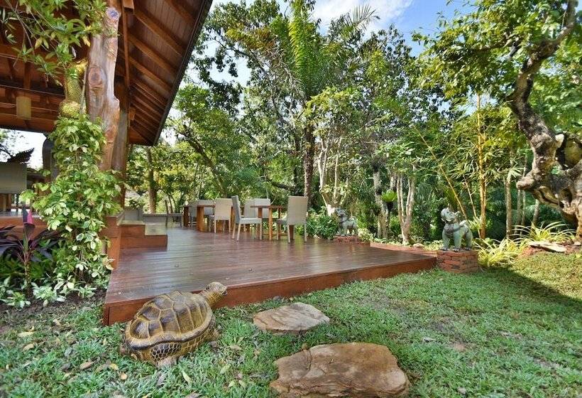 호텔 The Nine Thipthara Klongson Resort