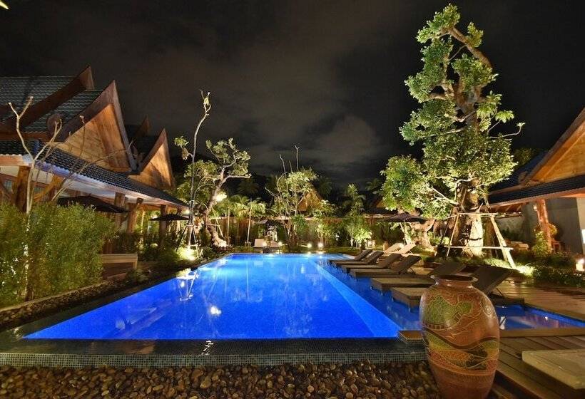 호텔 The Nine Thipthara Klongson Resort