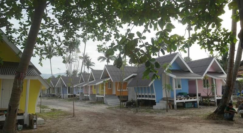 Отель The Pier Koh Phangan