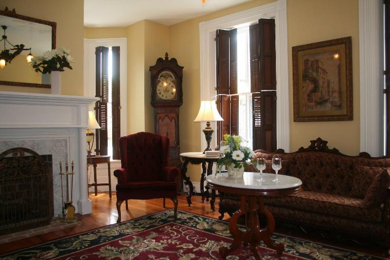 فندق The Swope Manor Bed & Breakfast