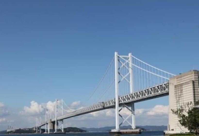 בית מלון כפרי Utazu Grand