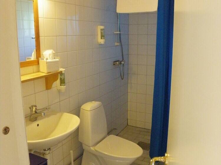 호텔 Wallby Säteri