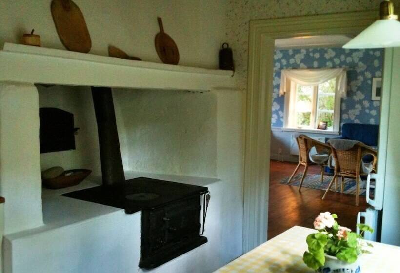 호텔 Wallby Säteri