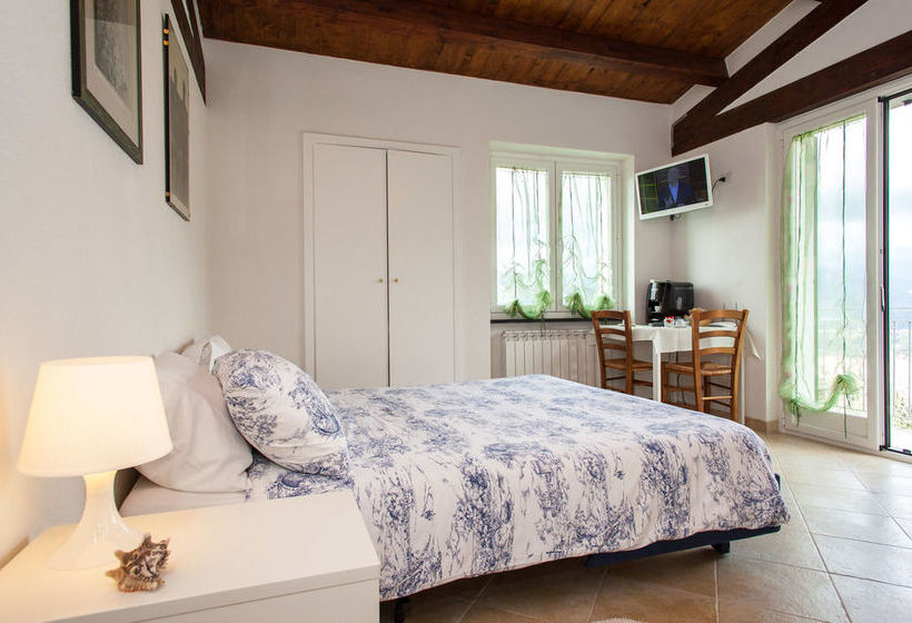 La Bilaia " Rooms On The Hills & Breakfast At Local Bars"  Servizio Camere In Collina Con Colazione