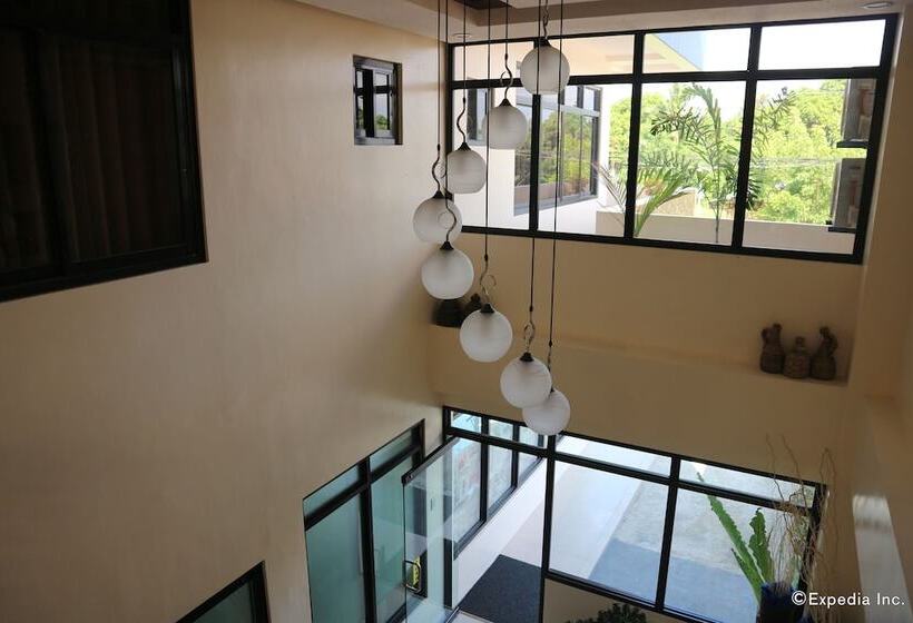 La Trinidad Pension House