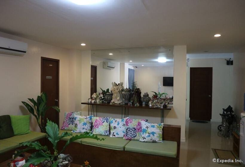 La Trinidad Pension House