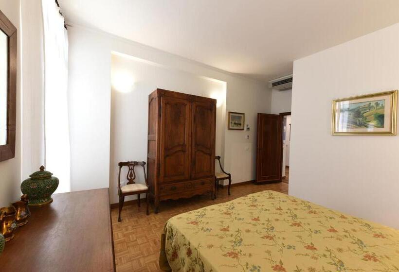 Le Due Corone Bed & Breakfast