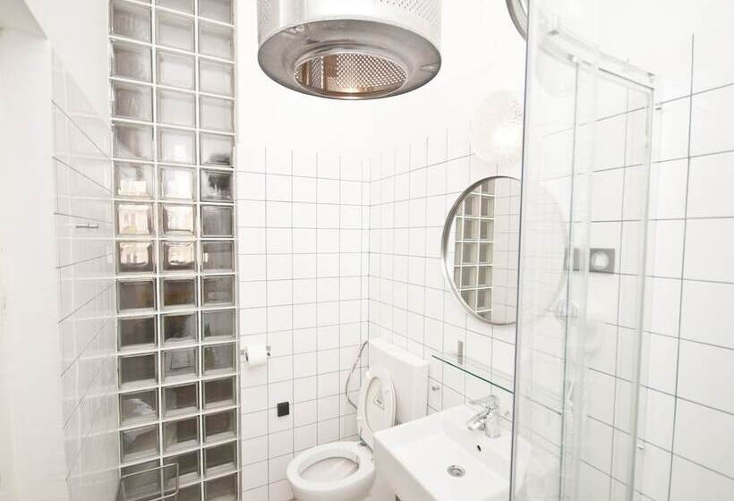 Lofthotel Przychodnia