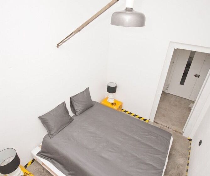 Lofthotel Przychodnia