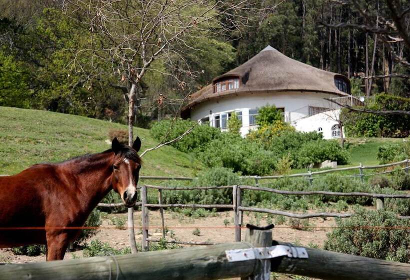 Montmartre Chalets And Guest House