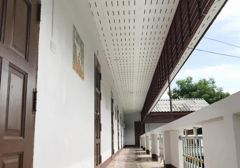 펜션 Baan Nuk Anong