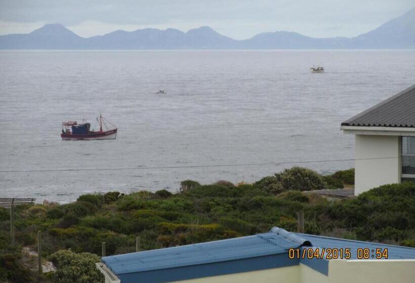 بنسيون Belle Mer Guest House