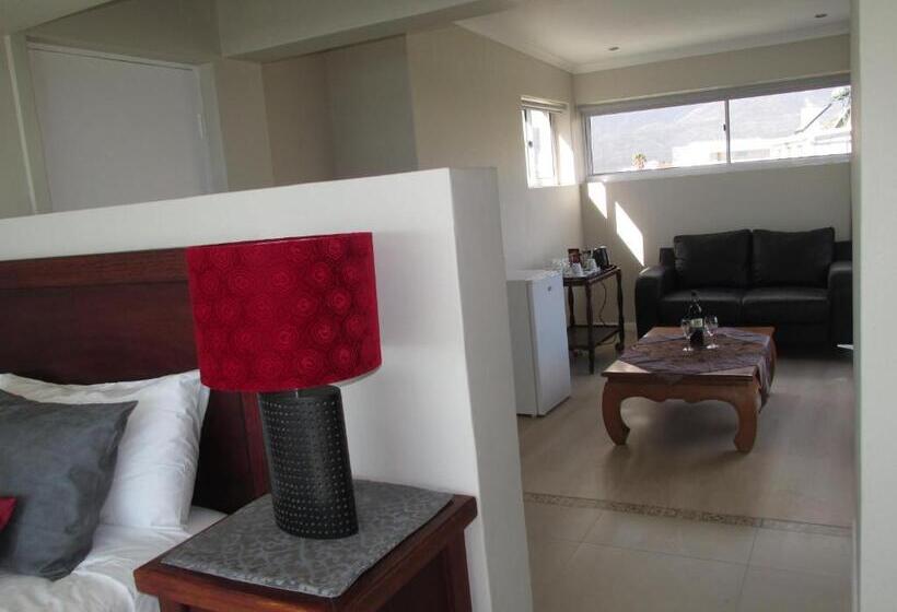 بنسيون Belle Mer Guest House