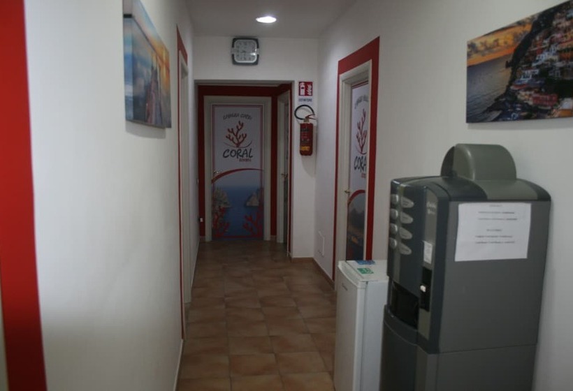 بنسيون Coral Rooms