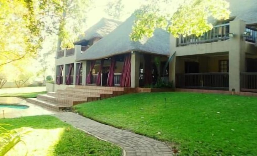 פנסיון Monchique Boutique Guest House