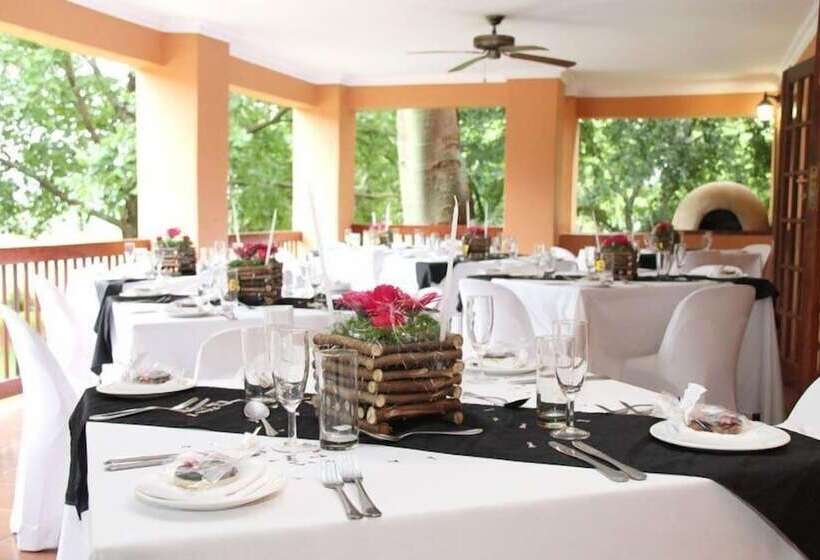 פנסיון Monchique Boutique Guest House