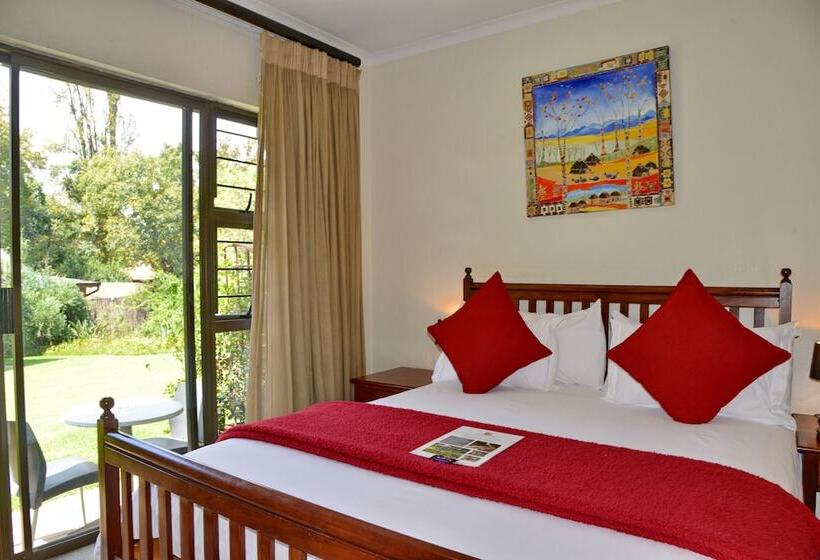 Пансион Sand River Guest House