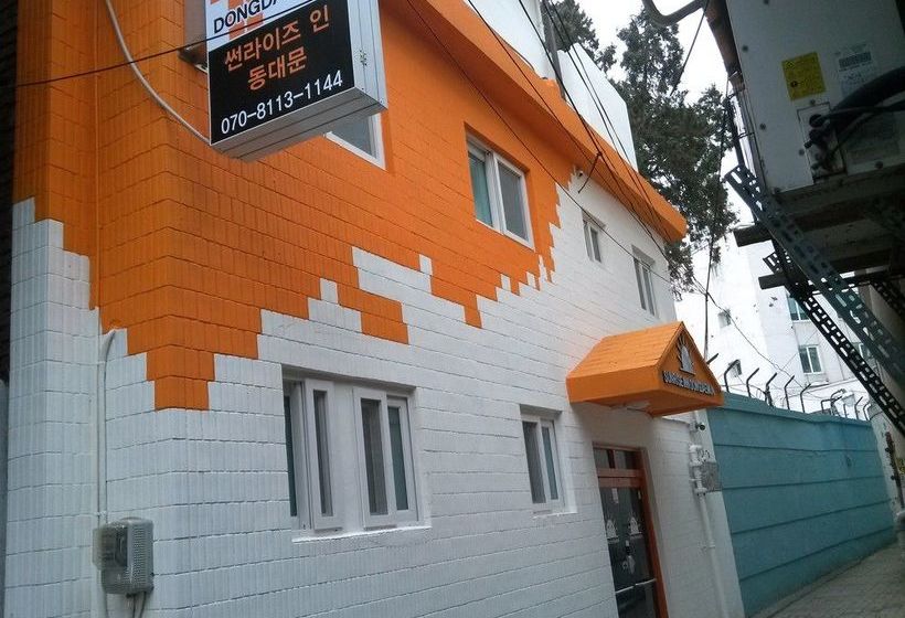 پانسیون Sunrise Inn Dongdaemun