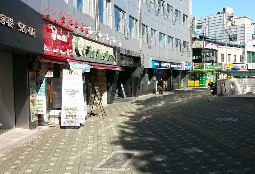 پانسیون Sunrise Inn Dongdaemun