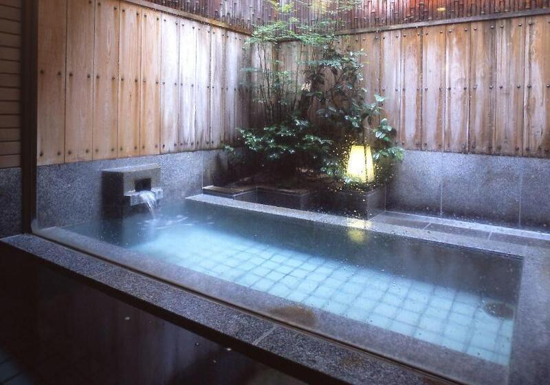 The Gallery Inn Tsubakino Ryokan