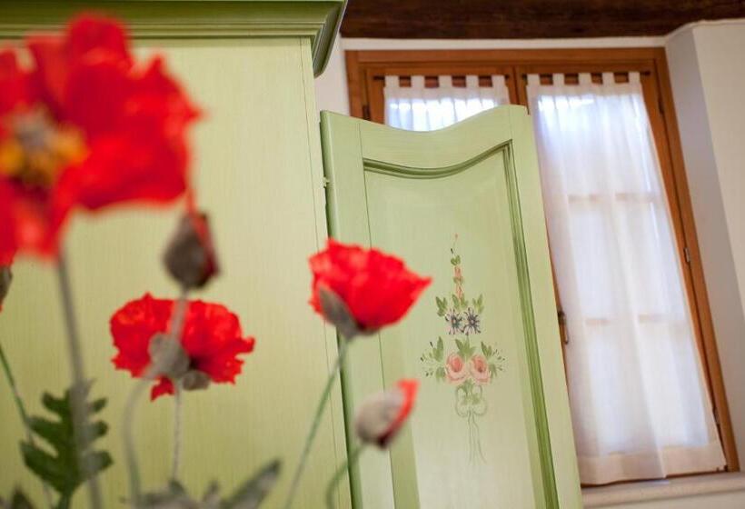 Valle Del Metauro Country House