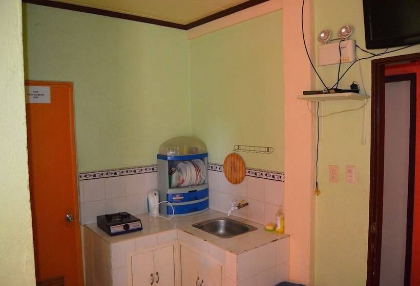 הוסטל Casa Bonita Inn Oslob