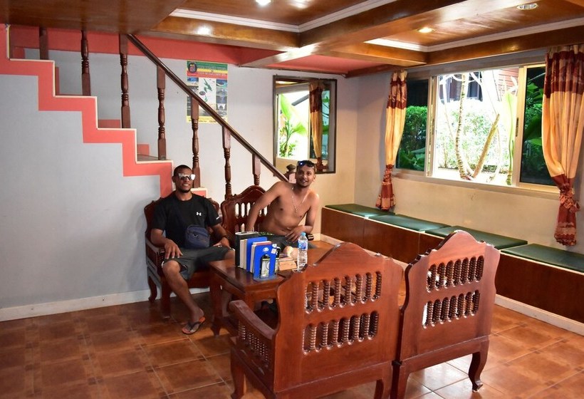 هاستل Rc Guest House
