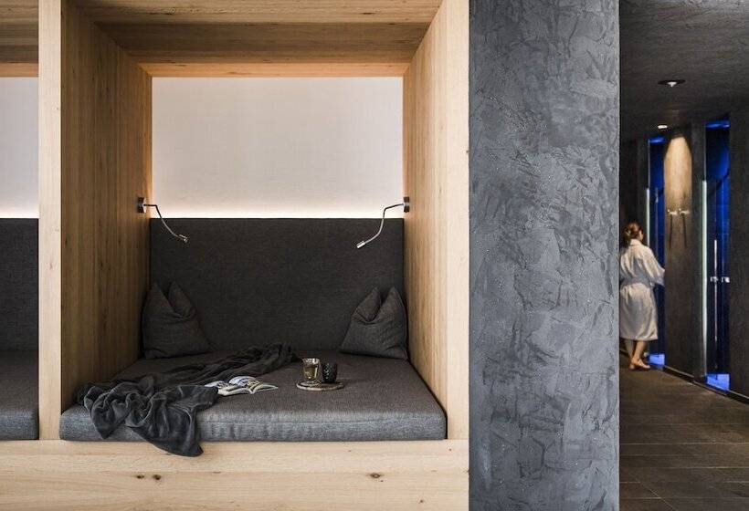 Alpinhotel Vajolet   Adults Only